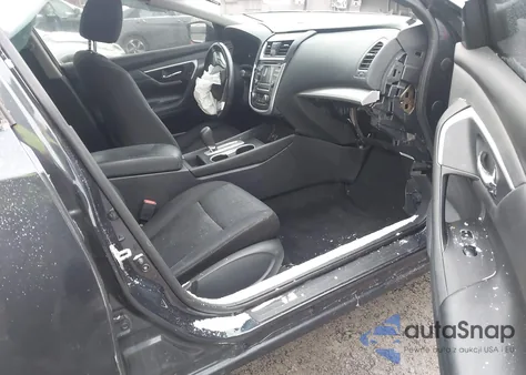 2017 Nissan Altima 2.5 Sv z USA, uszkodzony, nr VIN 1N4AL3AP2HC294395